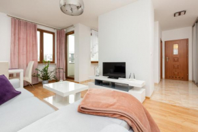 Apartament Na Woli Sowińskiego by Noclegi Renters